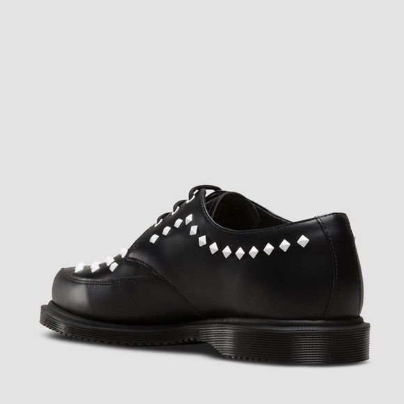 Dr. Martens Unisex Black Willis Stud Pointed Creeper in smooth leather - Picture 2 of 3